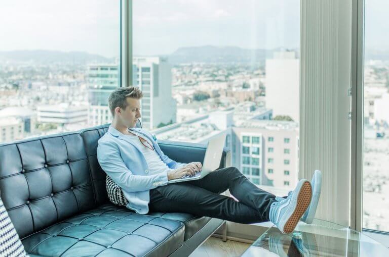 Top-benefits-of-registering-your-online-business